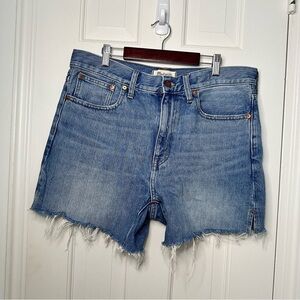 Madewell Relaxed Mid Length Blue Denim Shorts High Rise Medium Wash Raw Hem 29